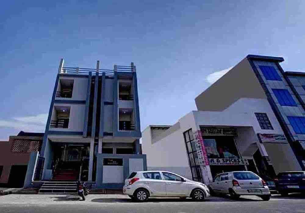 Hotel Four Apple Agra